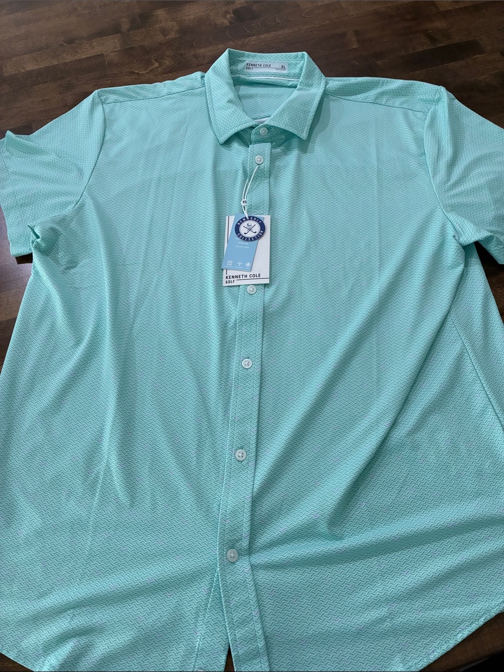 Kenneth Cole Mint Green Short-Sleeve Button Down Shirt